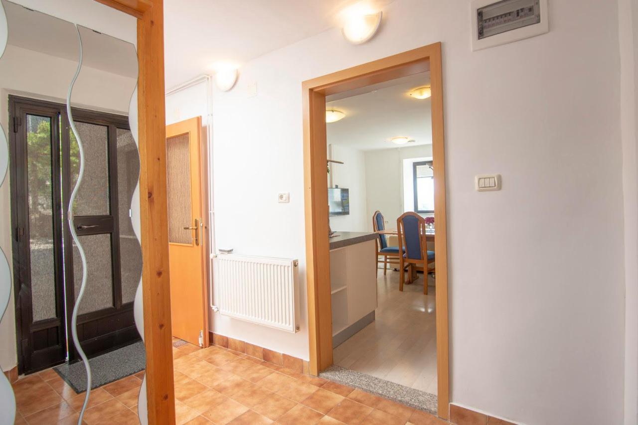 Apartma Bajc Apartment อายดอฟช์ชีนา ภายนอก รูปภาพ